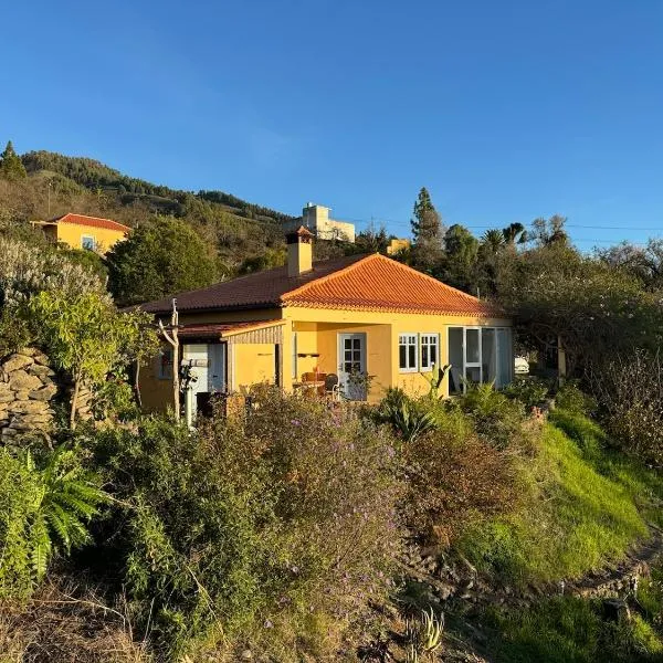 Finca Canopus, hotel in Tijarafe