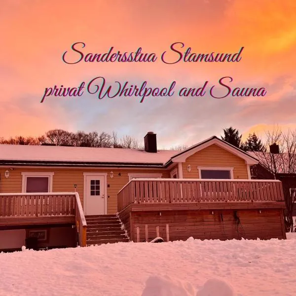 Familyfriendly-modern, in the fishingtown Stamsund, with Sauna and Jacuzzi, hotel v destinaci Stamsund