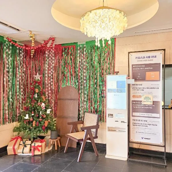 왈츠 호텔, hotel v destinaci Čchonan