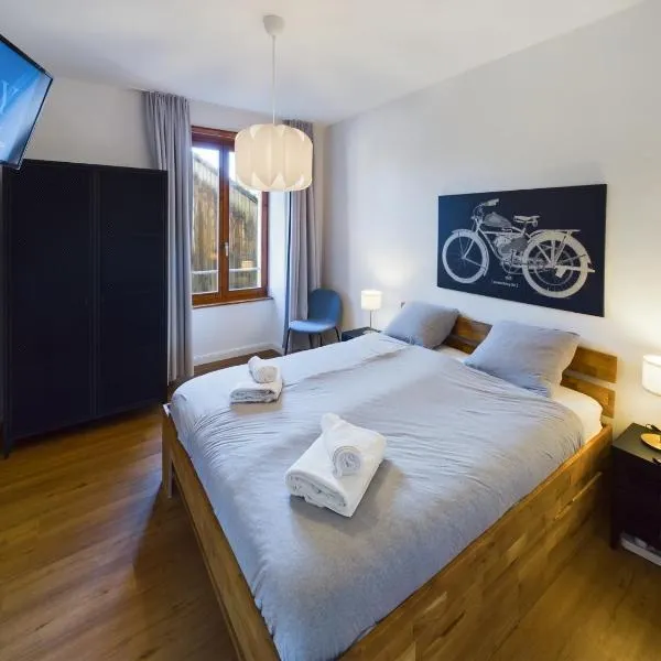 Cocon by Stay Swiss - 1 bedroom apartments in old town, hotel v destinaci Porrentruy