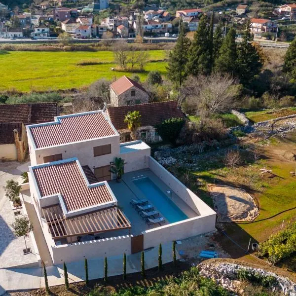 Villa Radojka, hotel sa Metković