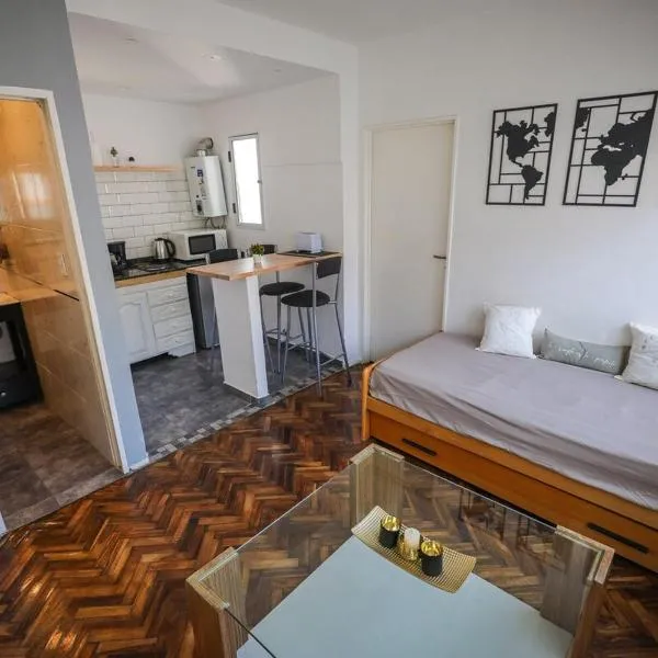 Carlos Calvo 633 Alojamiento, hotel din Buenos Aires