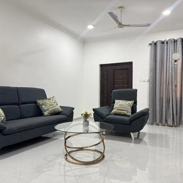 Anns Luxurious Apartments 3, hotel v destinaci Accra