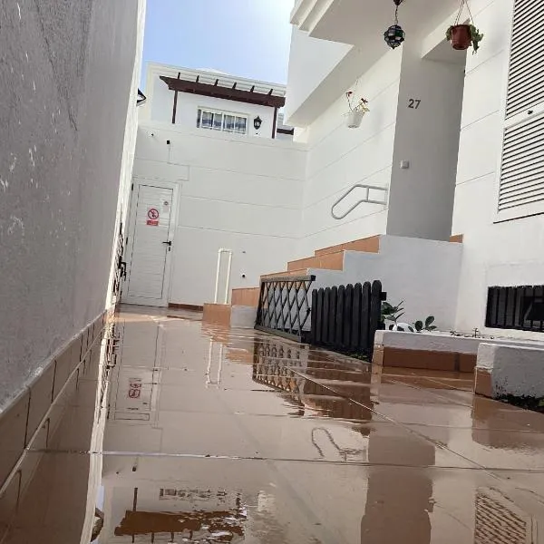 La villa & casa Florida, ξενοδοχείο στο Πουέρτο Ντελ Κάρμεν