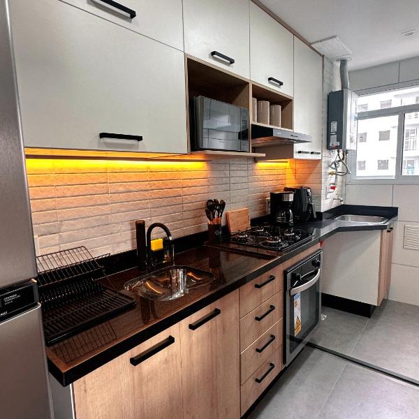 Casa Porto do Sol - Apartamento Luxo, ar condicionado, vaga na garagem, 2QT, 2 banheiros, suite, Piscina, Portaria24h, coworking, academia, rooftop, vista 360 - Foto 4