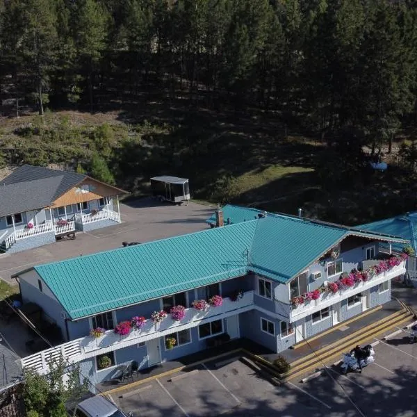 Celadon Lodge, hotel v destinaci Radium Hot Springs