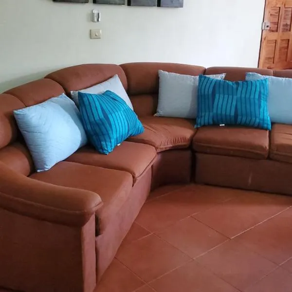 Apartamento Casa Laura, hotel en Quepos