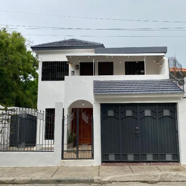 Casa familiar céntrica, hotel v destinaci San Fernando de Monte Cristi