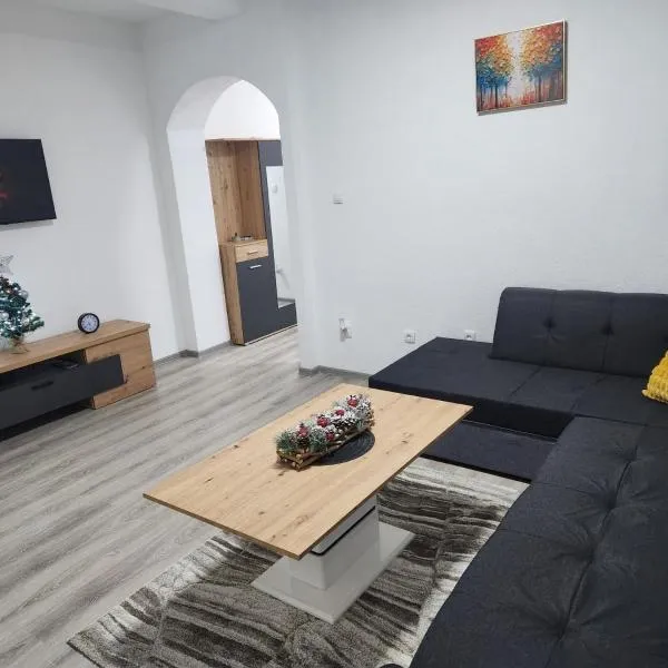 Apartmani Una Lux, hôtel à Spilja