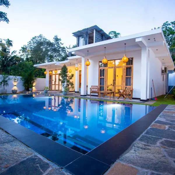 MJ Haven Point, hotel in Ahangama