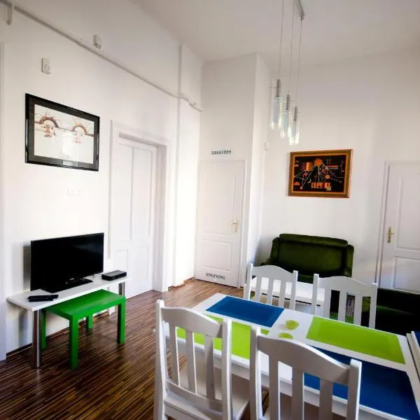CentrÁlom Apartman, hotel v destinaci Pécs