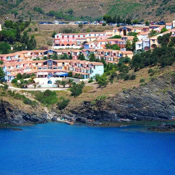 Lagrange Grand Bleu Vacances – Résidence Le Village des Aloès, khách sạn ở Cerbère