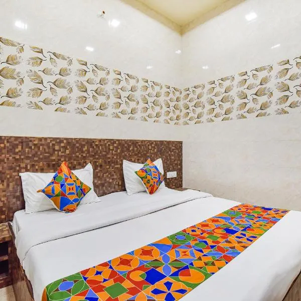 FabHotel Maa Gayatri Sadan - Nr Pram Mandir Shree Banke Bihari Temple, hotel in Vrindāvan