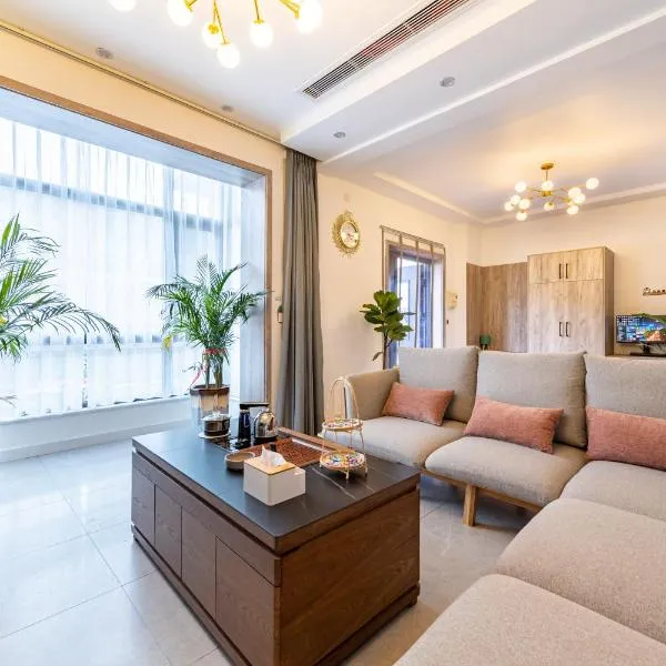 Mutianyu Great Wall Jingshan First House Boutique B&B, hotel v destinaci Mutianyu Village