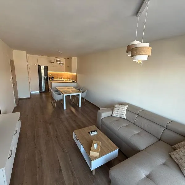 PanOrama Luxury Apartments, Hotel in Panagjurischte