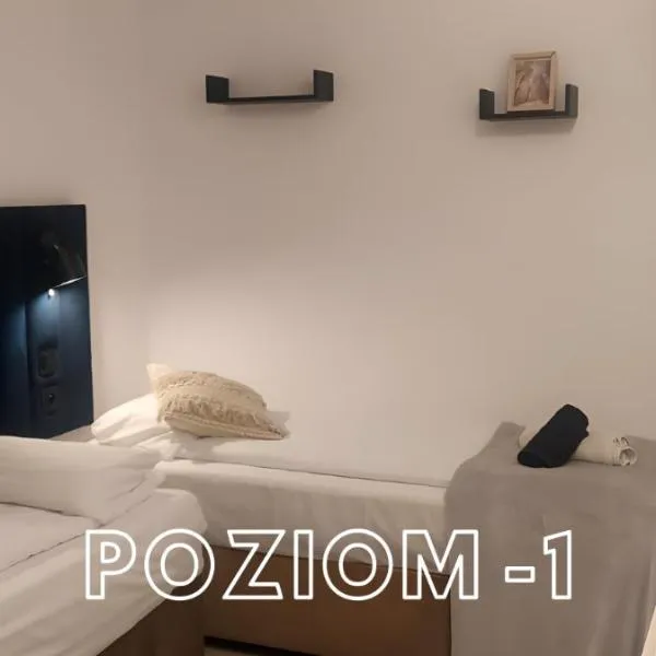 Poziom -1, hotel v destinaci Sandoměř