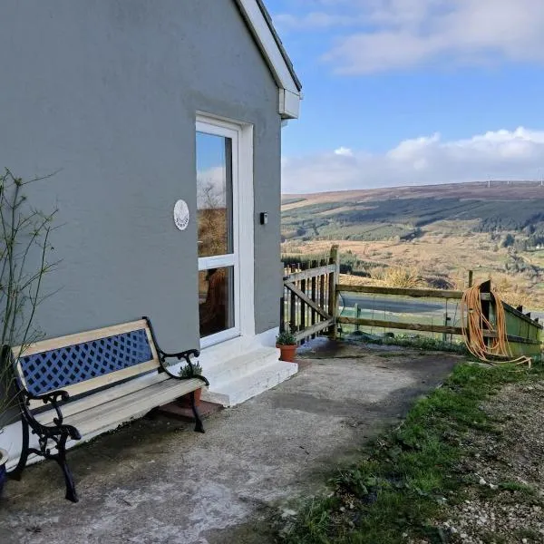 Hill Farm Retreat, hotel in Arigna