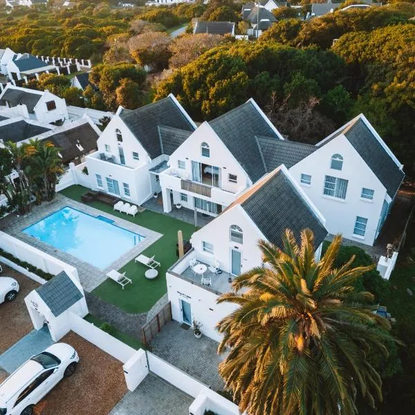 Adrift Guesthouse St Francis Bay, hotel v destinaci St Francis Bay
