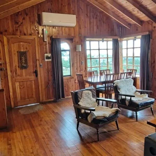 Agroturismo los Colihues, hotel in Castro