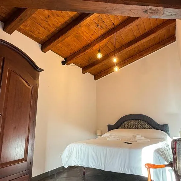 MECE Rooms, hotel v destinaci LʼAquila