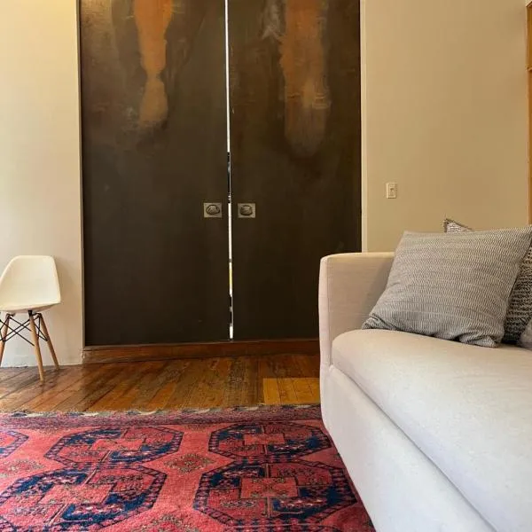 Beach Street Loft, khách sạn ở Boston