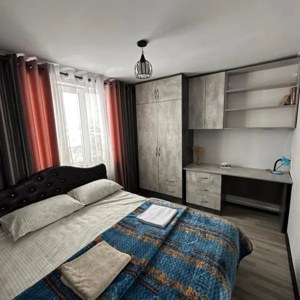 1977 GUEST house, hotel v destinaci Karakol