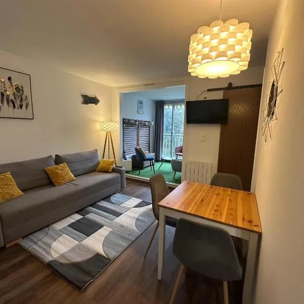 appart' des pins, hotel v destinácii La Pironnière