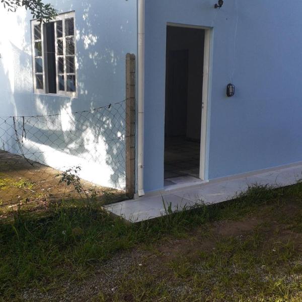 pleasant house 5 min from the soft beach and barra lagoa