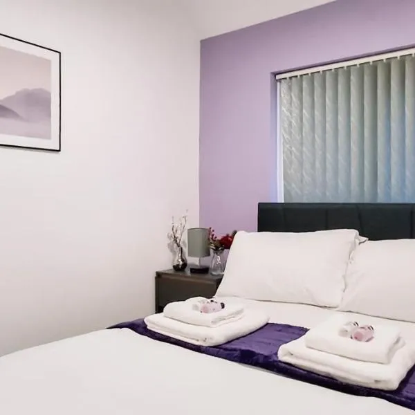 Charming 3-Bedroom Home Near NEC, Birmingham Airport & Bullring, hotel in Birmingham