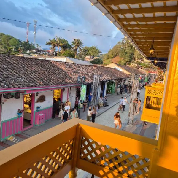Casa Serafin Hotel、サレントのホテル