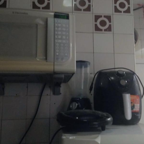 Aluguel de quarto com banheiro compartilhado,próximo ao Copacabana palace - Foto 3