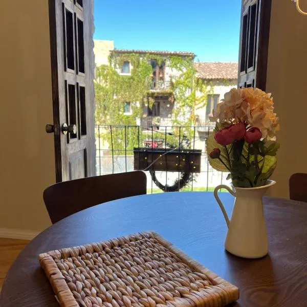 Loft Santorino 2 Valquirico, hotel in Nativitas