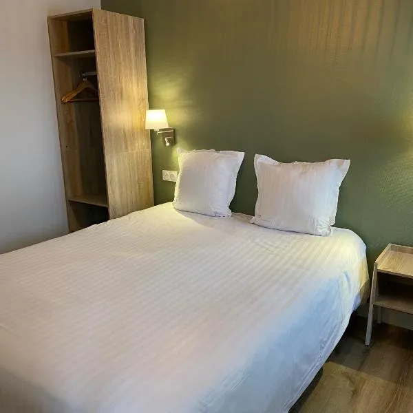 Hotel de Bretagne, hotel v destinaci Fougères