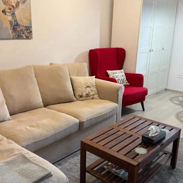 Red Stone Apartman Kővágóörs-Pálköve egész évben - 200m a Balaton parttól kilátással, hotel v destinaci Kővágóörs