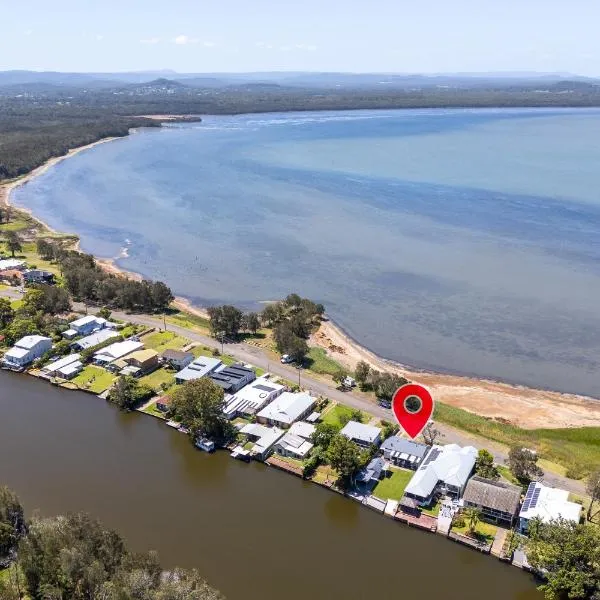 Waterfront Holiday Home, hotel a Chittaway Point