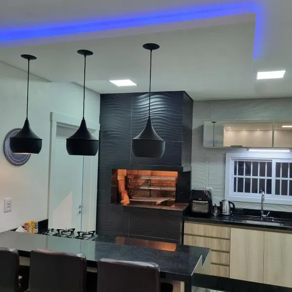 Linda casa em Osório – hotel w mieście Osório