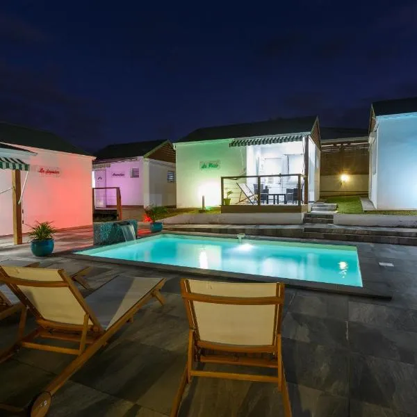 Domaine KAZ A BIBI - Charmant, moderne et reposant、サント・ローズのホテル