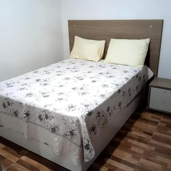 01 - Apartamento próximo ao Floripa Shopping SC 401, hotel in Florianópolis