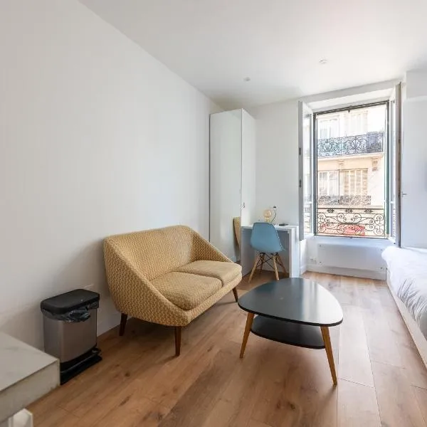 Studio lumineux proche Paris Vincennes, hotel v destinácii Saint-Mandé