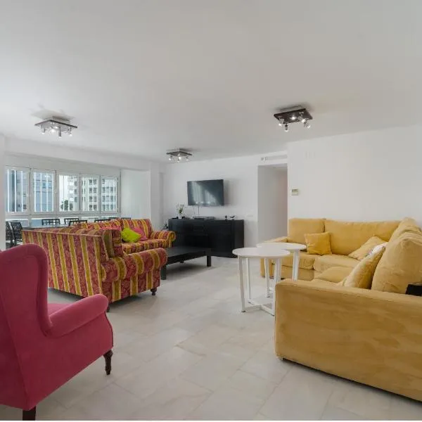 Torremolinos 5 Rooms Junto al Mar, ξενοδοχείο στο Τορρεμολίνος