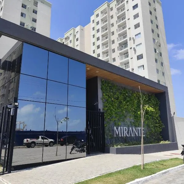 Apartamento novo com jardim privativo!, hotel in Fortaleza