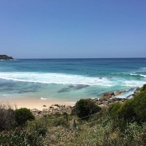 Beachside Haven Free Linen Wi-Fi Netflix air con, hotel in Boomerang Beach
