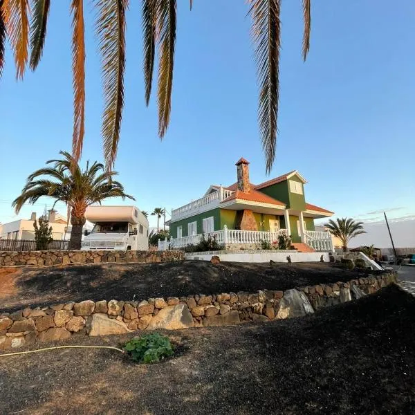 La Majorera, hotel v destinaci Villaverde