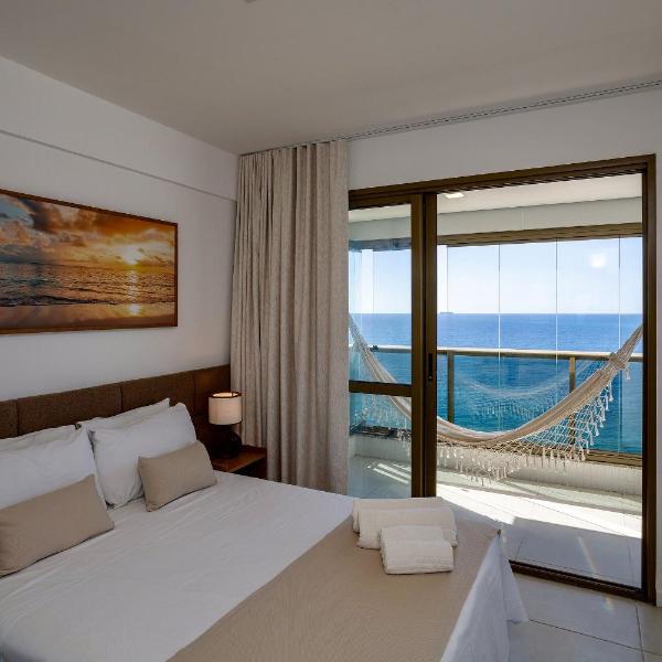 Quarto e Sala a 290m do Farol da Barra