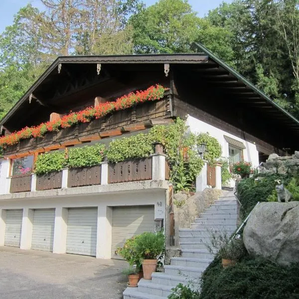 Waldgasthof Pension Baodwirt, hotel v destinaci Stephanskirchen