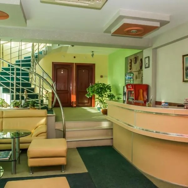 Hotel Kapri, khách sạn ở Yambol