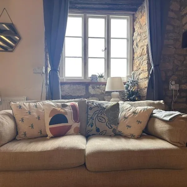 Rustic Cottage in the countryside, hotel di Broadwindsor