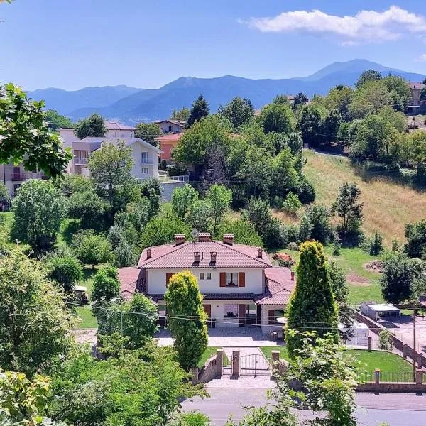 Appartamento Incantevole, hotel v destinaci Pavullo nel Frignano