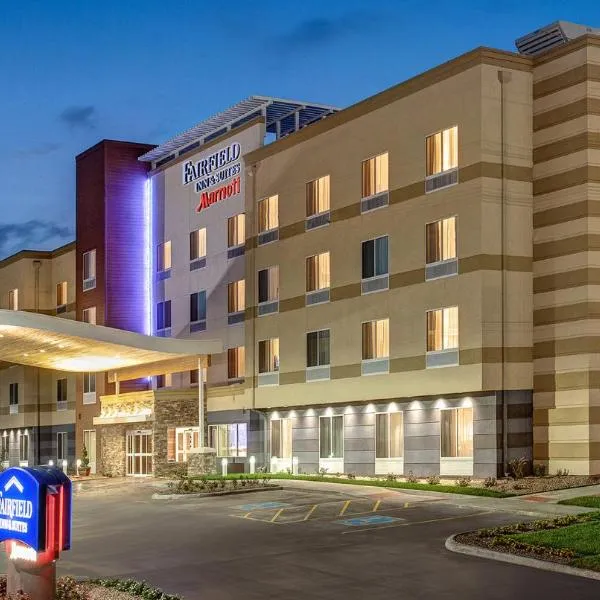 Fairfield Inn & Suites by Marriott Fresno North/Shaw Avenue, hotel in Fresno