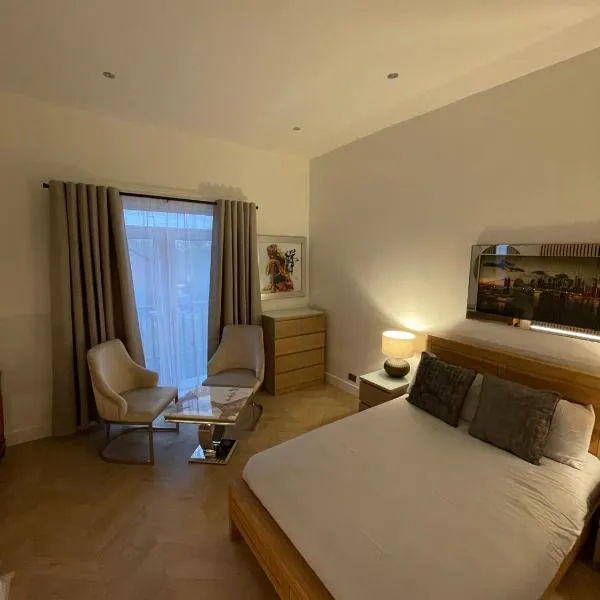 Hendham House, hotel in Manchester